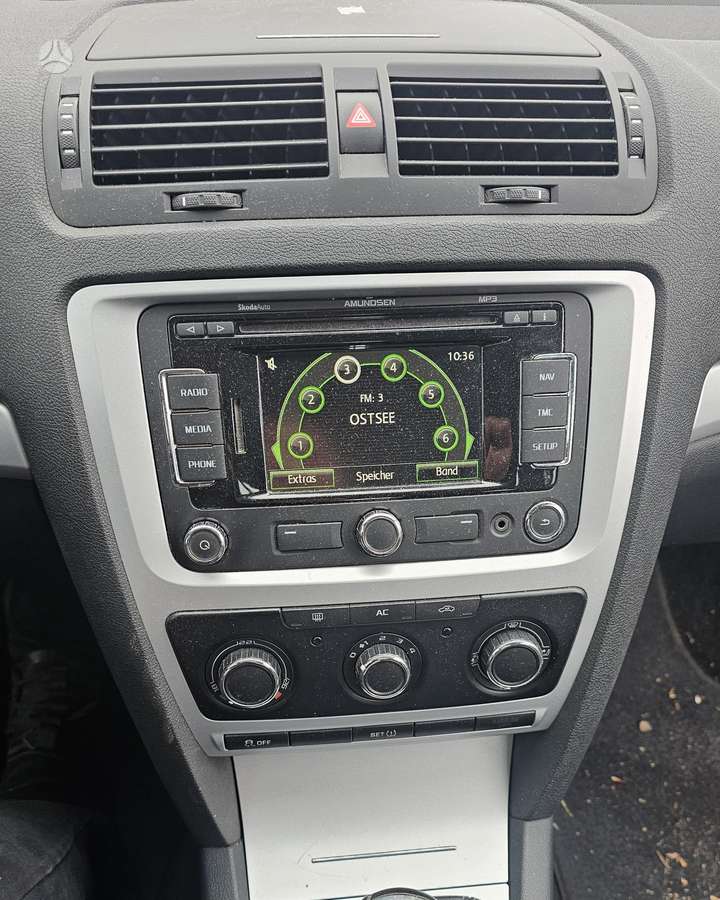Skoda Octavia 2010 — photo 8