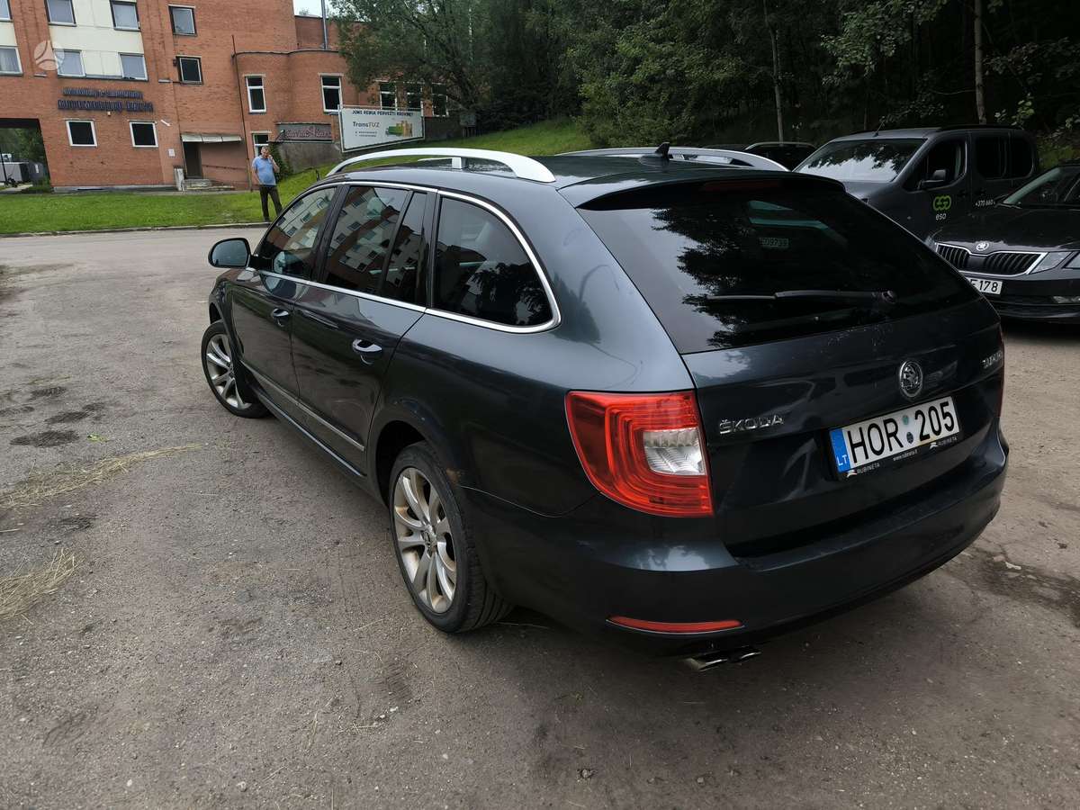 Skoda Superb 2015 — photo 5