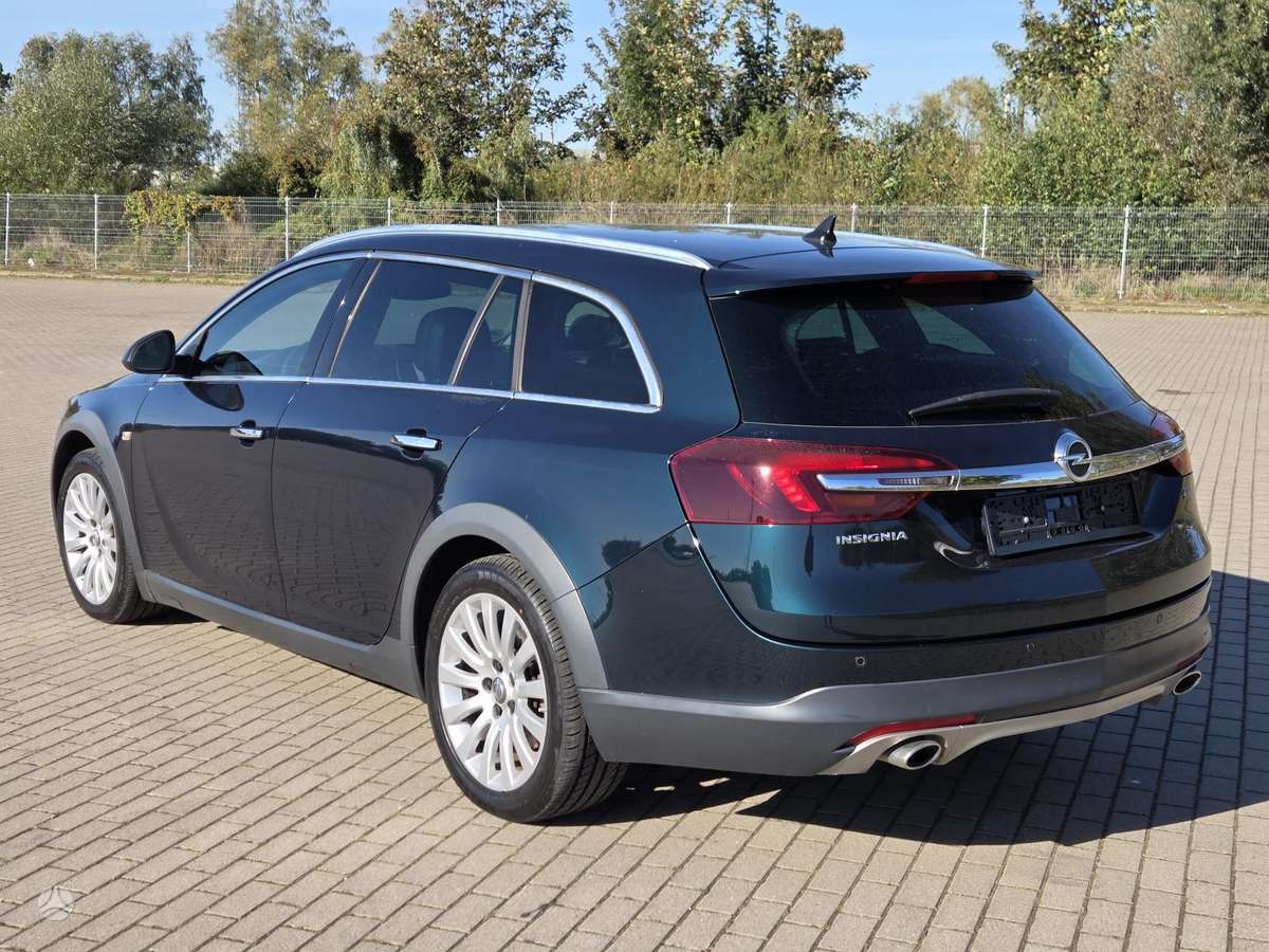 Opel Insignia 2014 — двигун 1995 cm³, 194 HP (143kW)