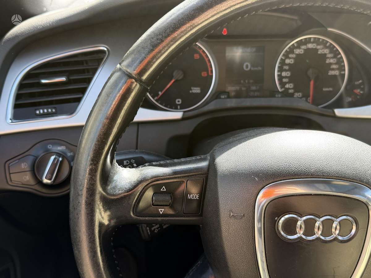 Audi A4 2008 — photo 10