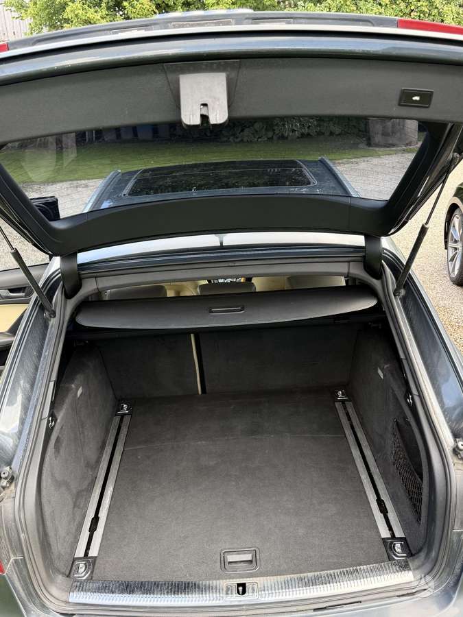 Audi A4 2008 — photo 12
