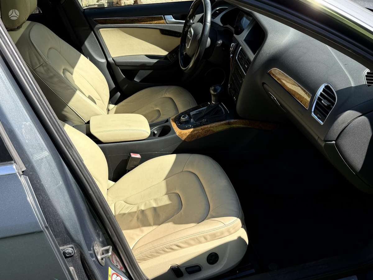 Audi A4 2008 — photo 9