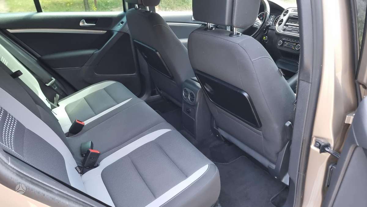Volkswagen Tiguan 2013 — photo 17