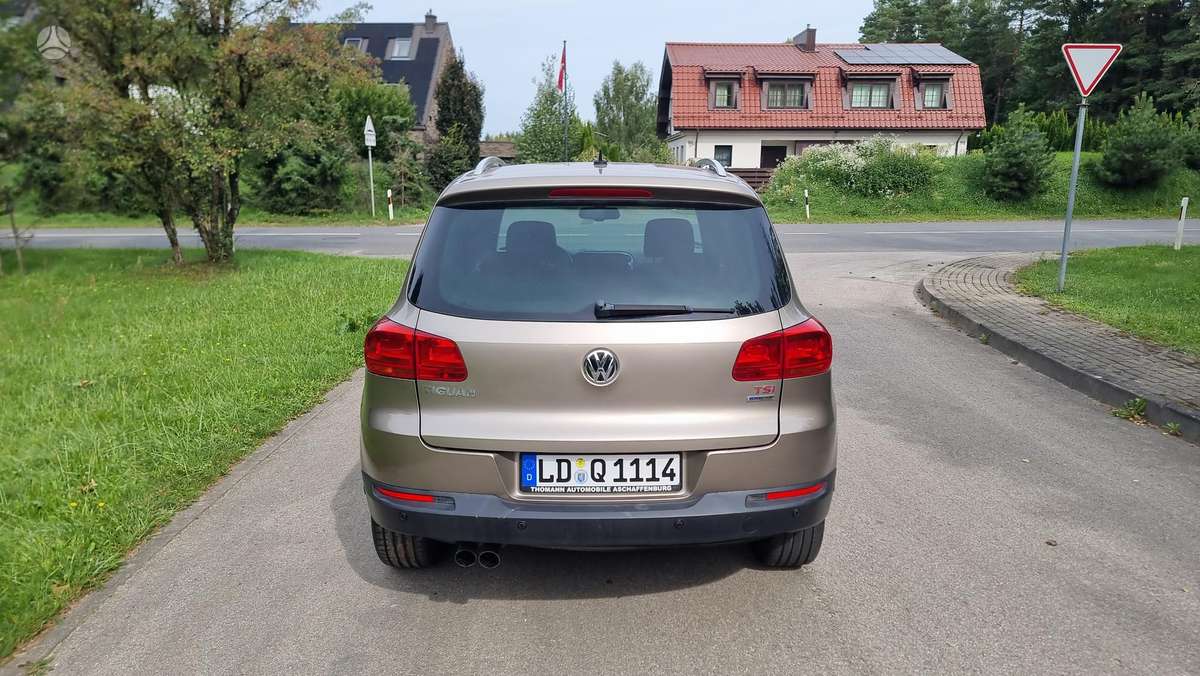 Volkswagen Tiguan 2013 — photo 22