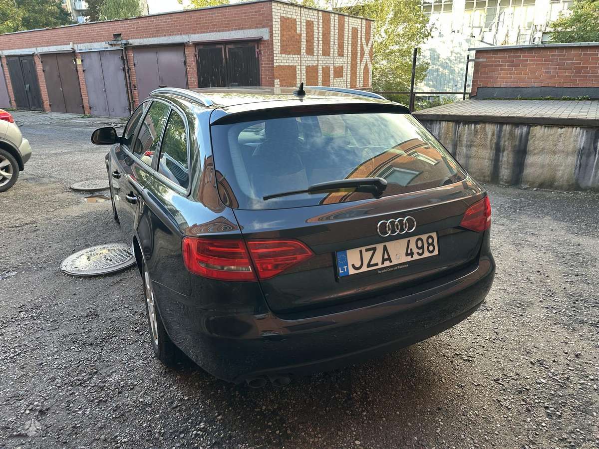 Audi A4 2008 — engine 1968 cm³, 140 HP (103kW)