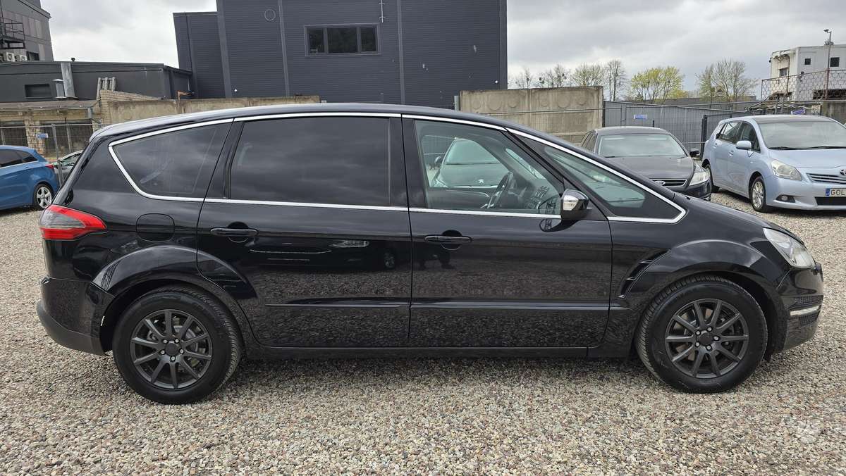 Ford S-MAX 2010 — двигун 2000 cm³, 140 HP (103kW)