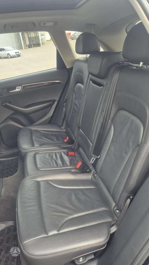 Audi Q5 2011 — photo 14