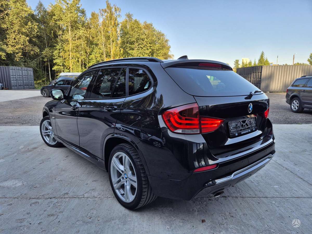 BMW X1 2011 — двигун 1995 cm³, 204 HP (150kW)