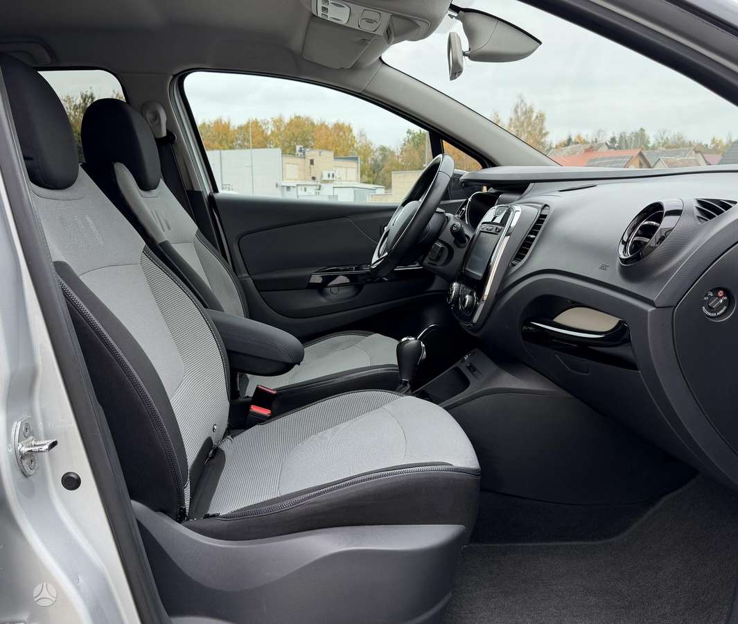 Renault Captur 2015 — photo 16