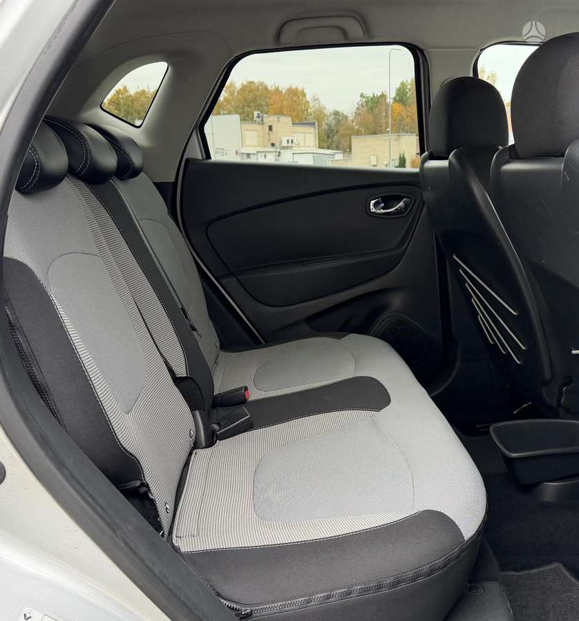 Renault Captur 2015 — photo 19