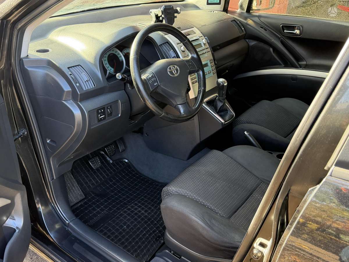 Toyota Corolla 2007 — photo 18