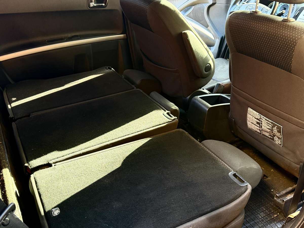 Toyota Corolla 2007 — photo 25