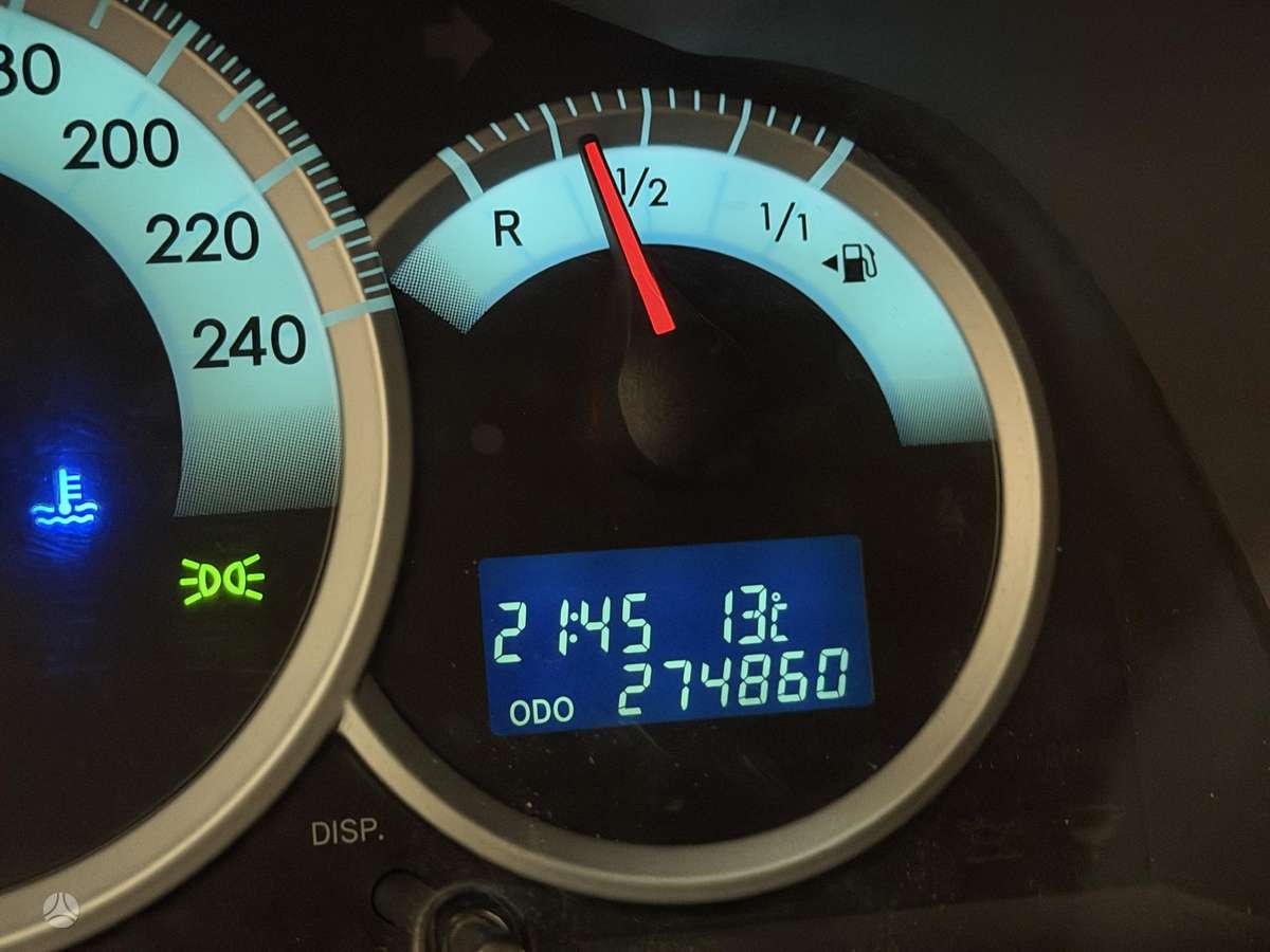 Toyota Corolla 2007 — photo 31