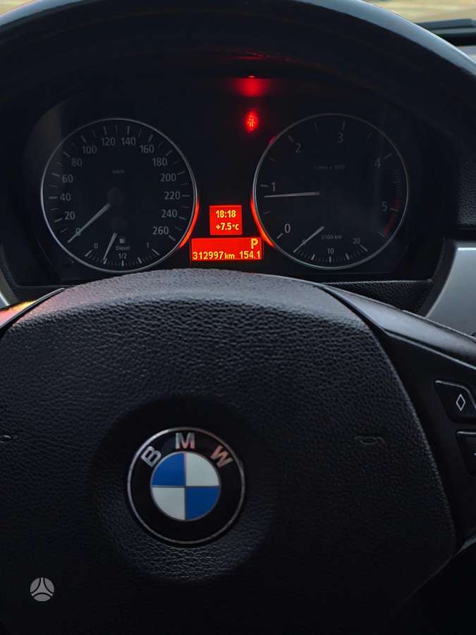BMW 320 2007 — фото 42