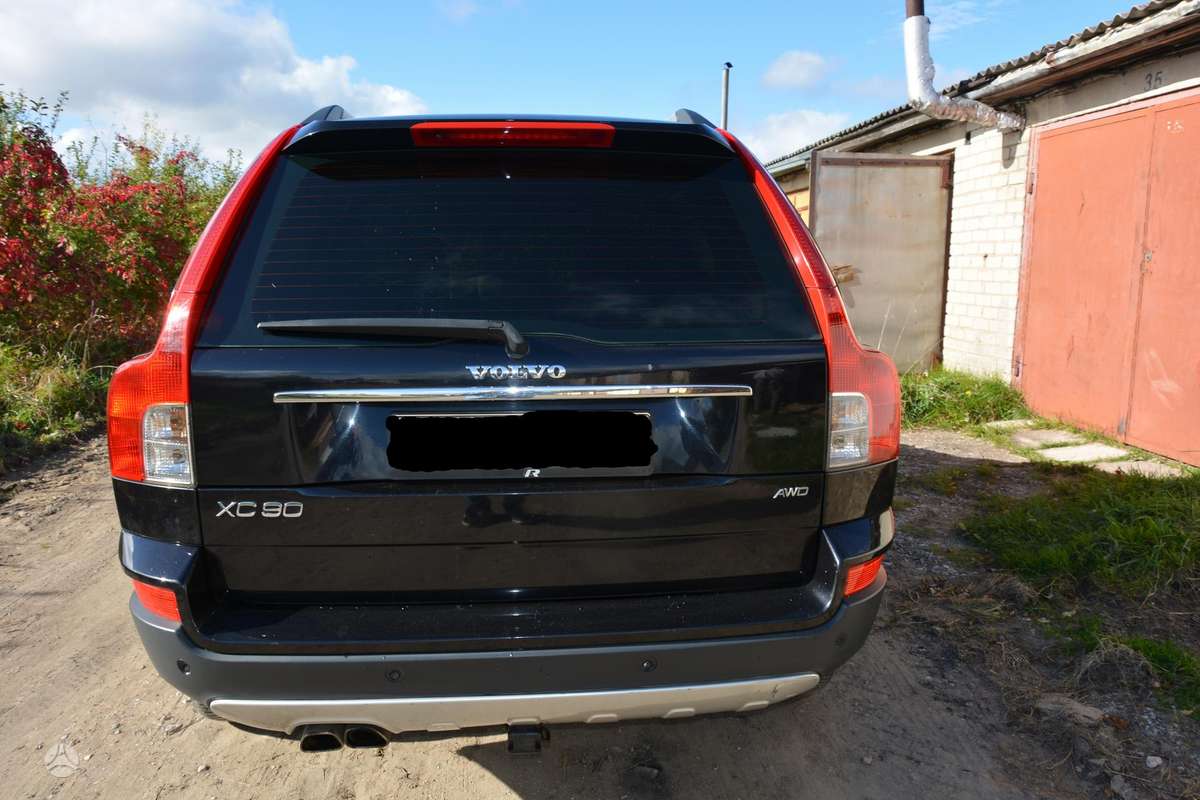 Volvo XC90 2007 — interior