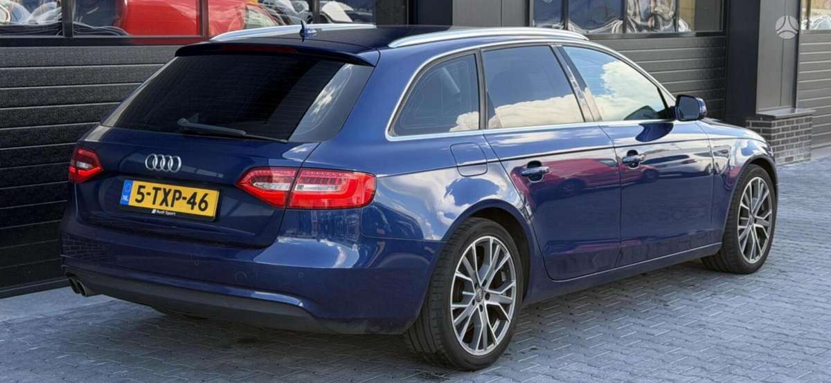Audi A4 2014 — двигун 1968 cm³, 190 HP (140kW)
