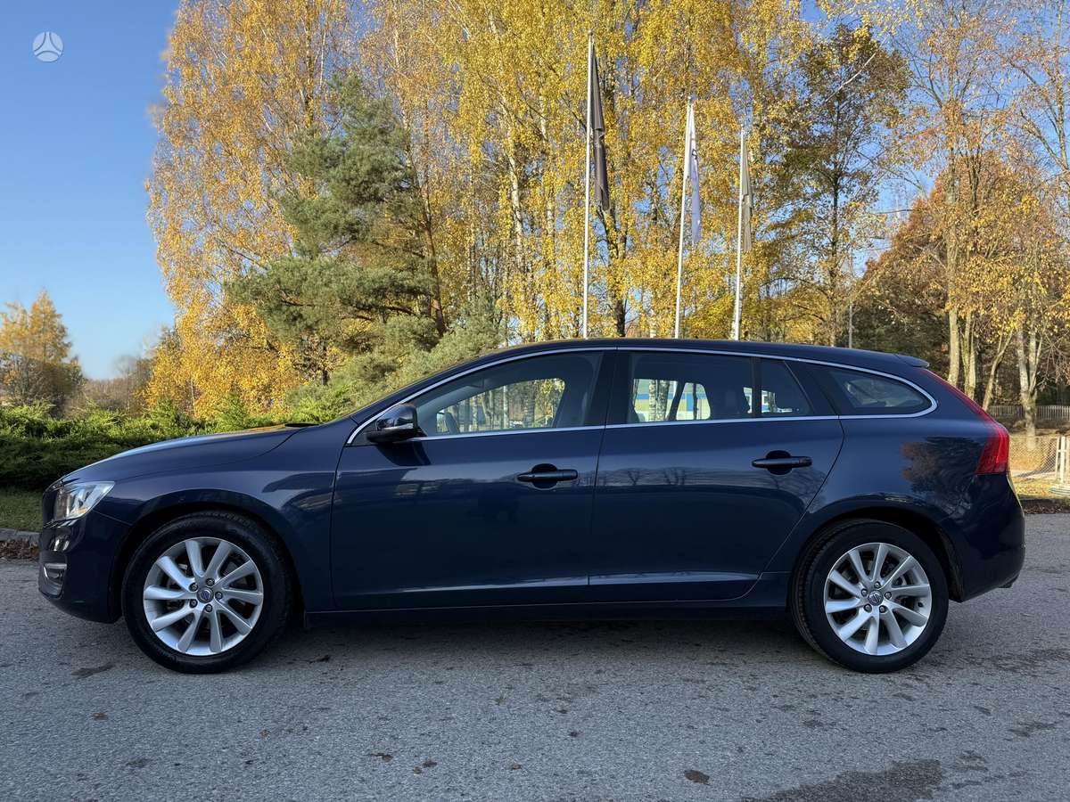 Volvo V60 2013 — photo 6