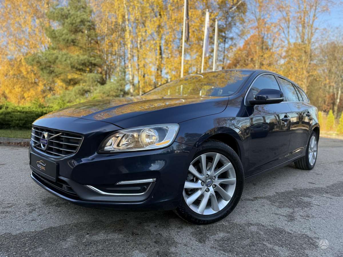 Volvo V60 2013 — photo 7