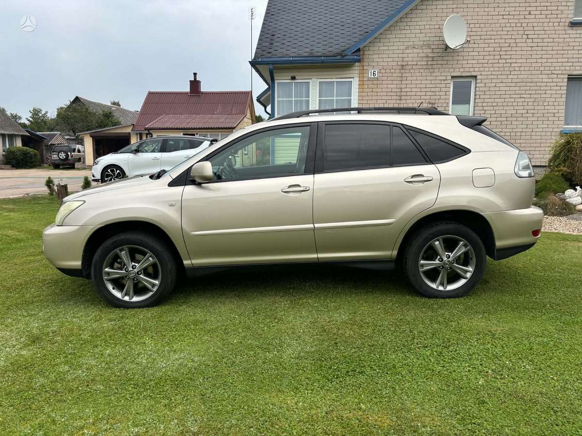 Lexus RX 2005 — двигун 3311 cm³, 211 HP (155kW)