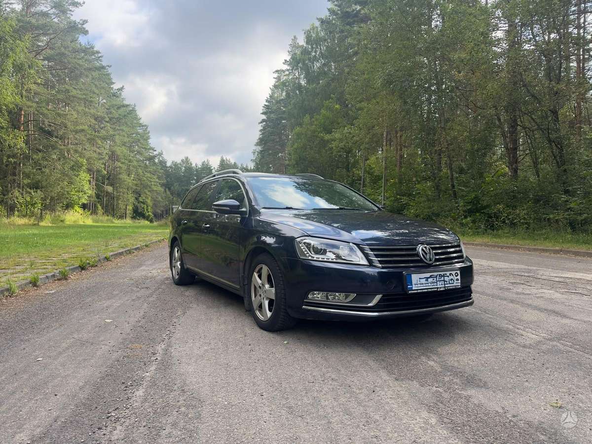 Volkswagen Passat 2012 — photo 7