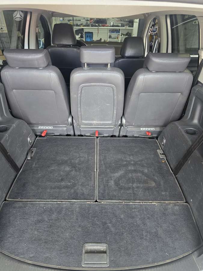 Volkswagen Touran 2008 — photo 15