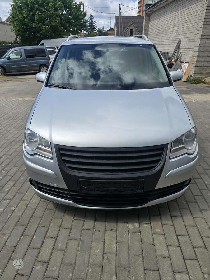 Volkswagen Touran 2008 — photo 6