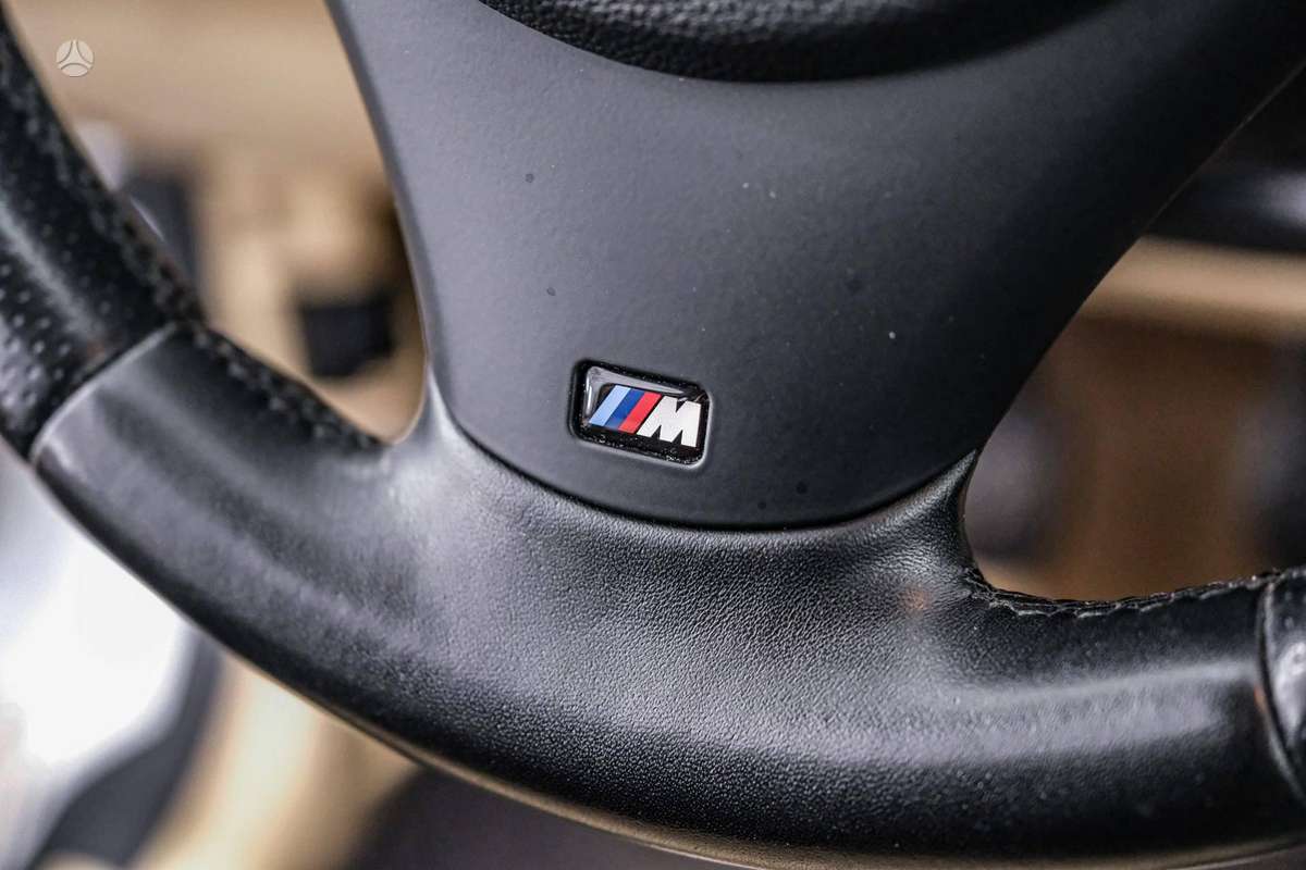 BMW 320 2012 — photo 23