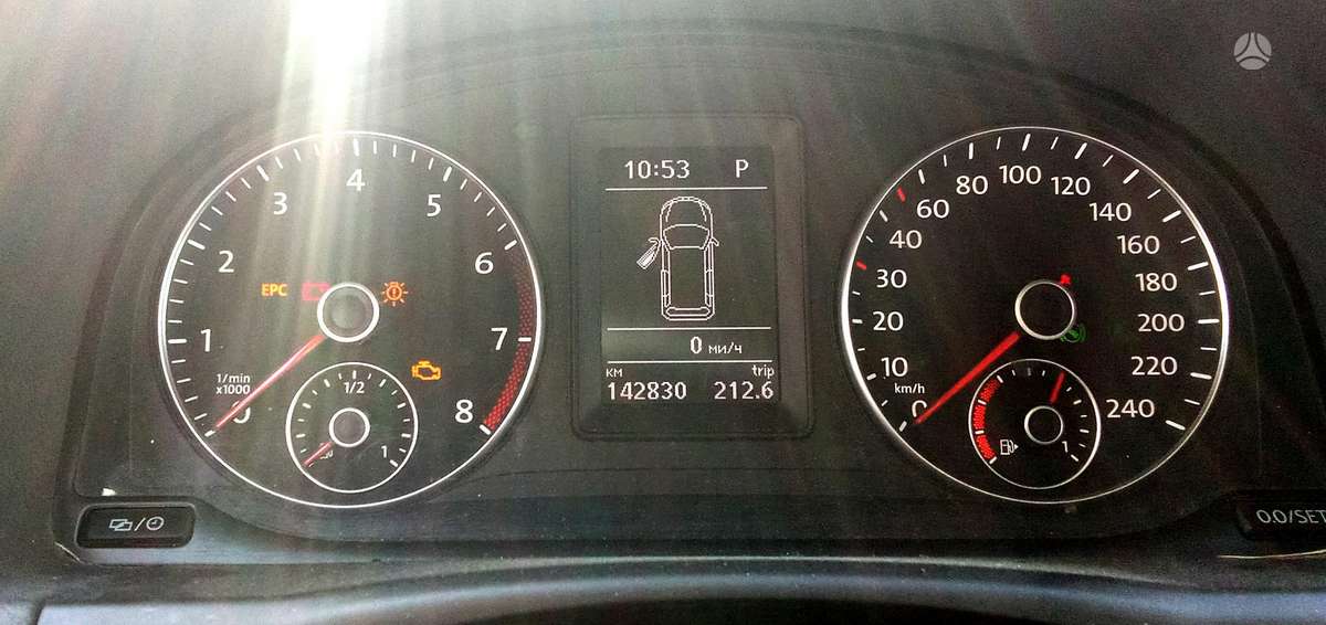 Volkswagen Touran 2013 — photo 5