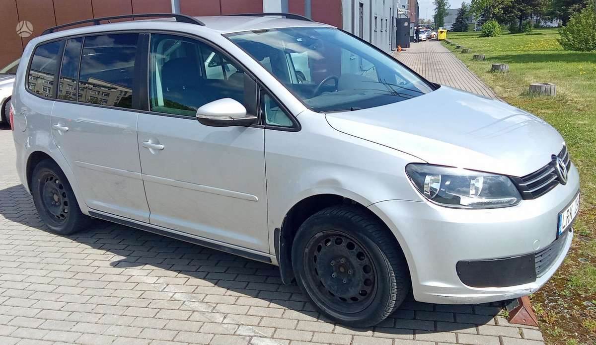Volkswagen Touran 2013 — photo 6