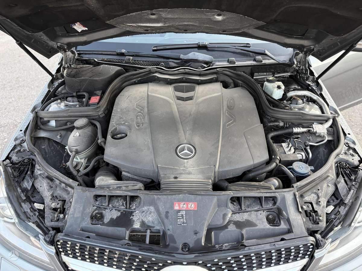 Mercedes-Benz C300 2013 — photo 10