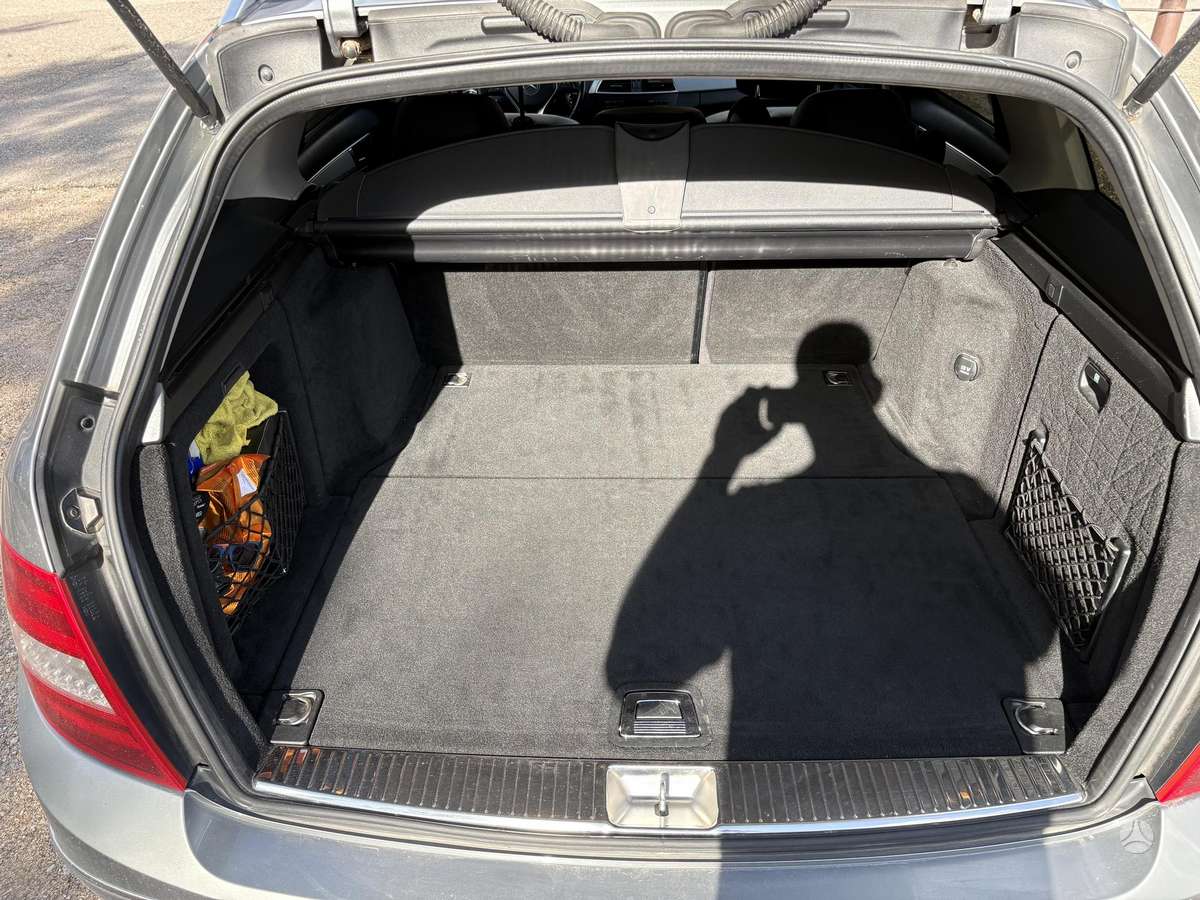 Mercedes-Benz C300 2013 — photo 19