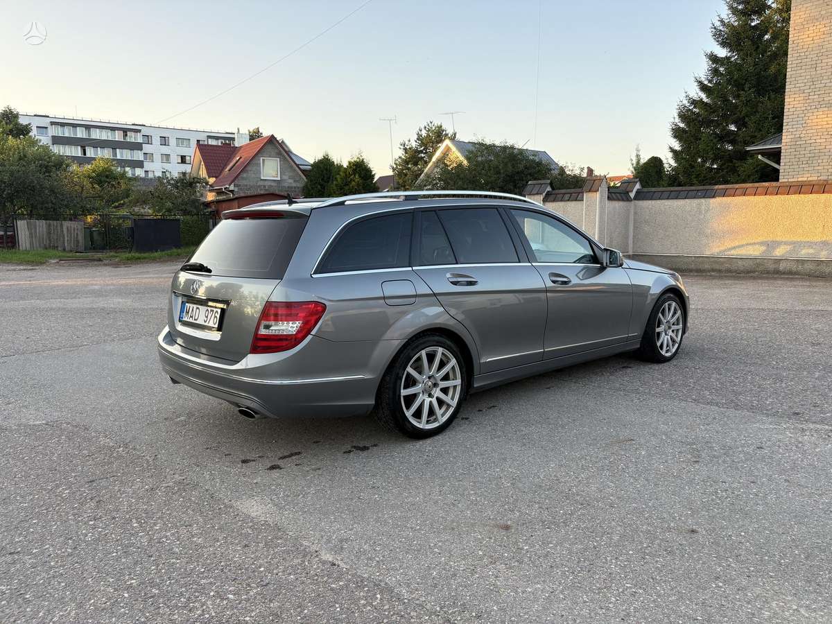 Mercedes-Benz C300 2013 — photo 5