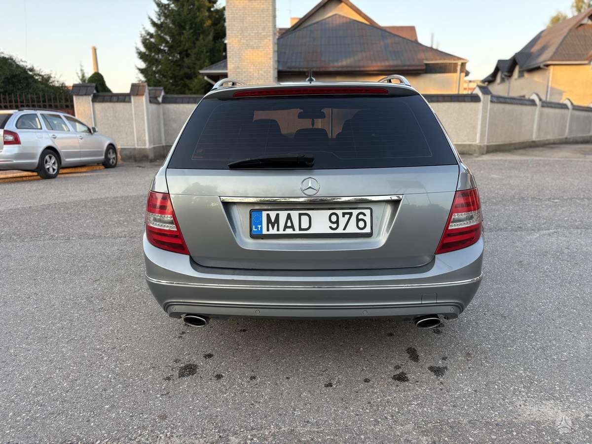Mercedes-Benz C300 2013 — photo 6