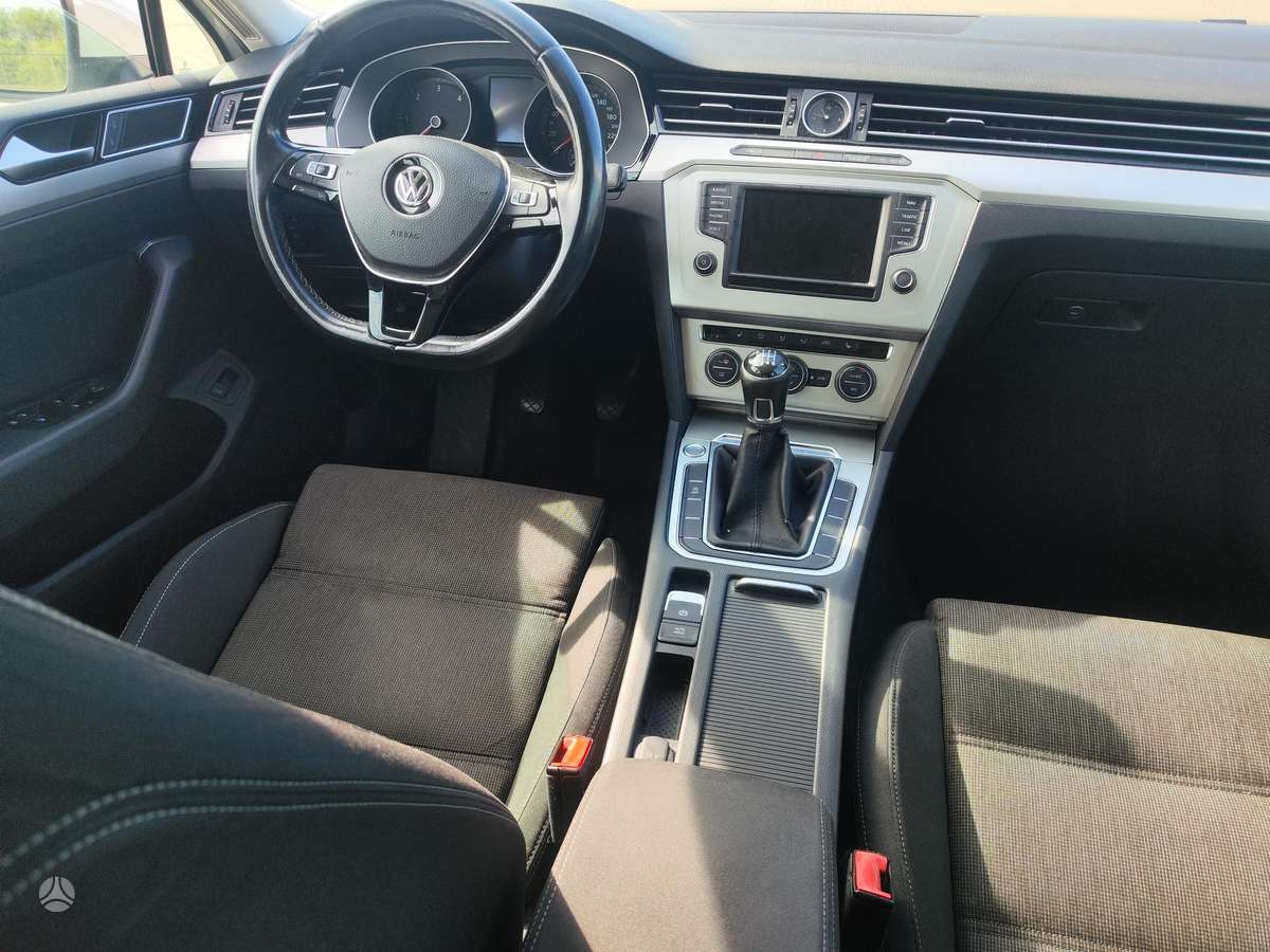 Volkswagen Passat 2015 — photo 6