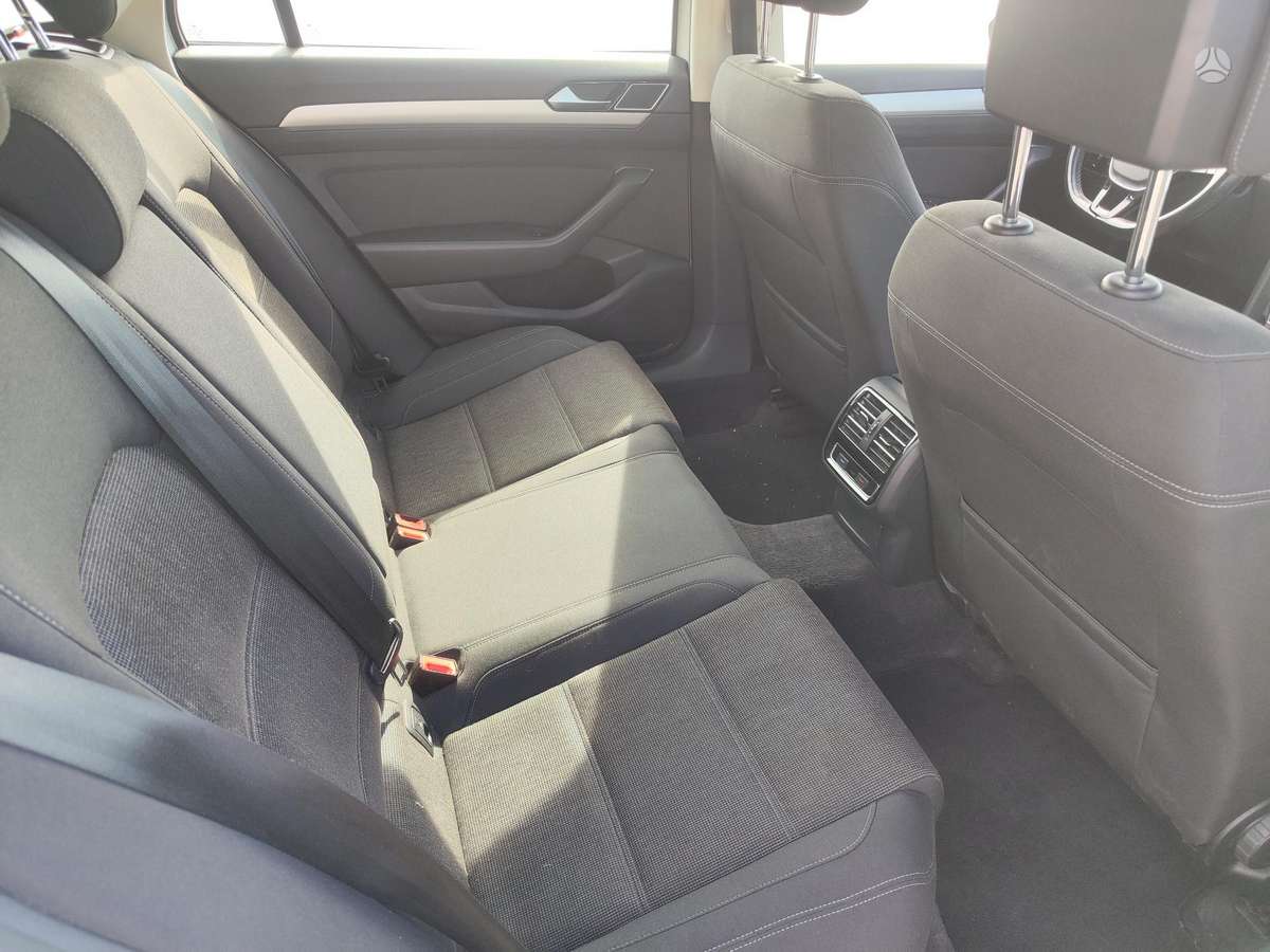 Volkswagen Passat 2015 — photo 7