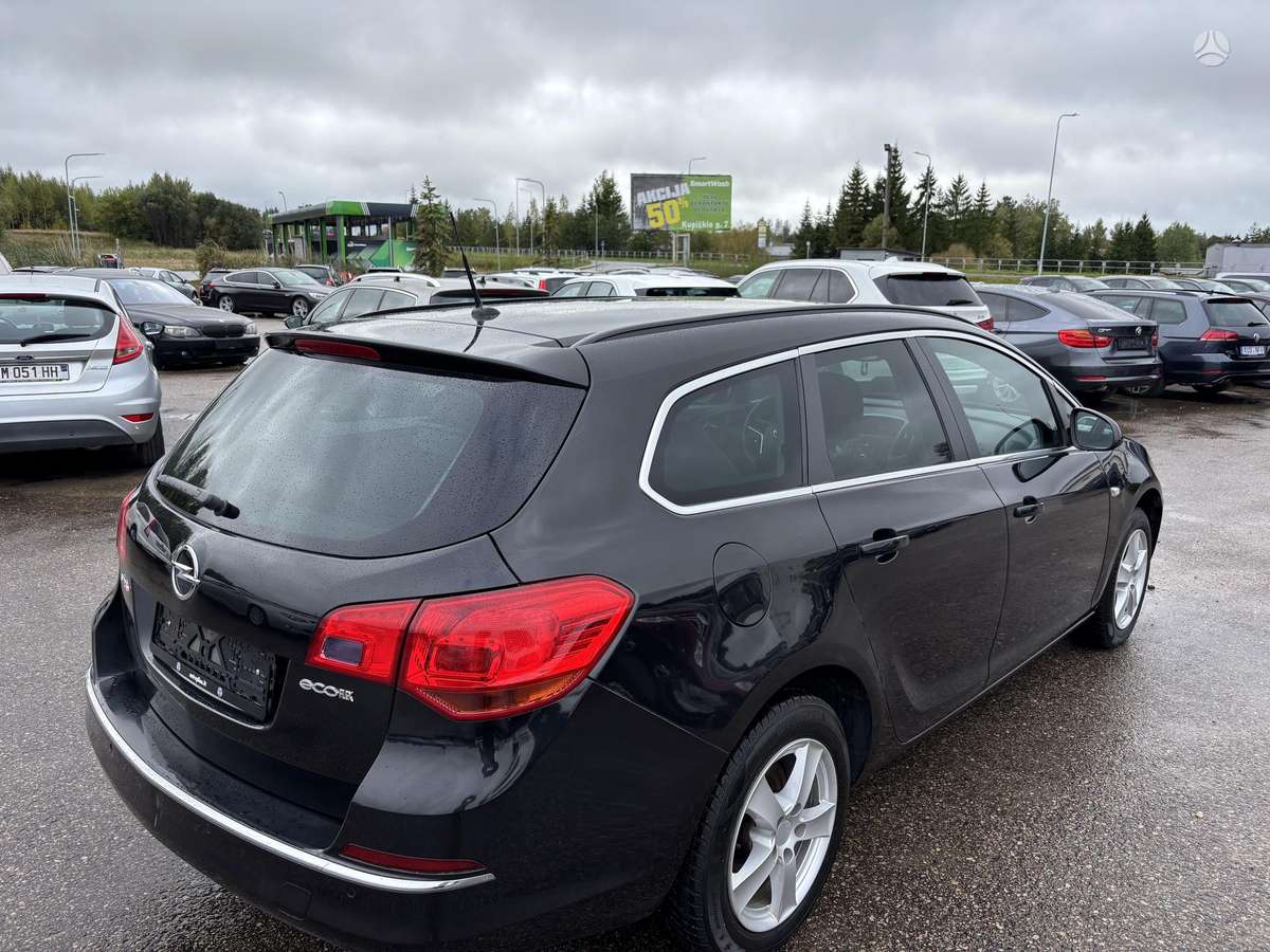 Opel Astra 2015 — photo 6