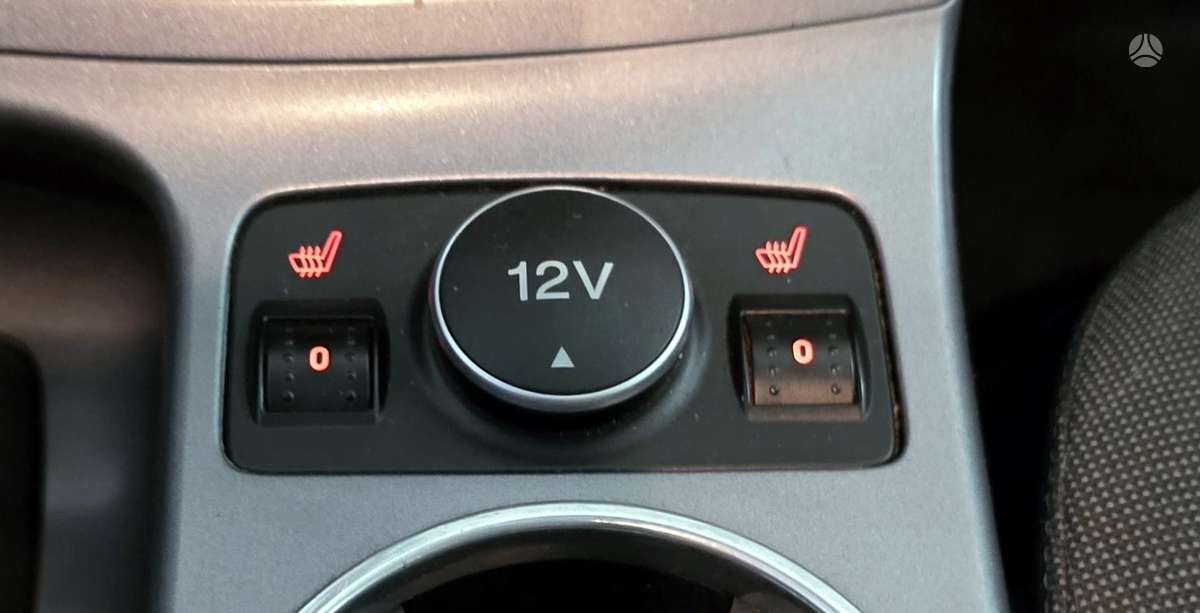 Ford C-MAX 2015 — photo 20