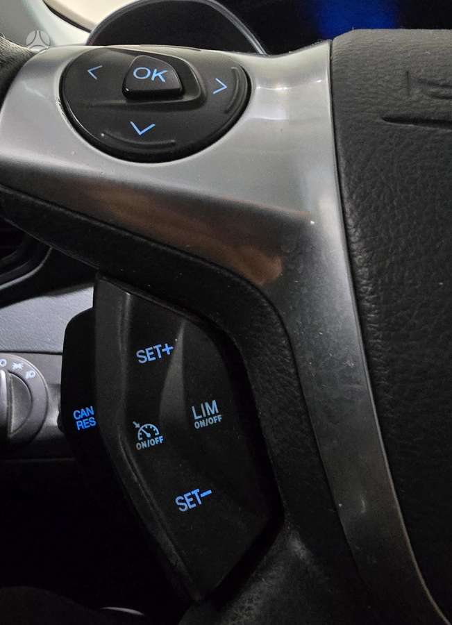 Ford C-MAX 2015 — photo 22