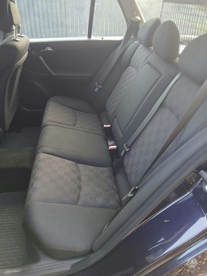Mercedes-Benz C200 2004 — photo 6
