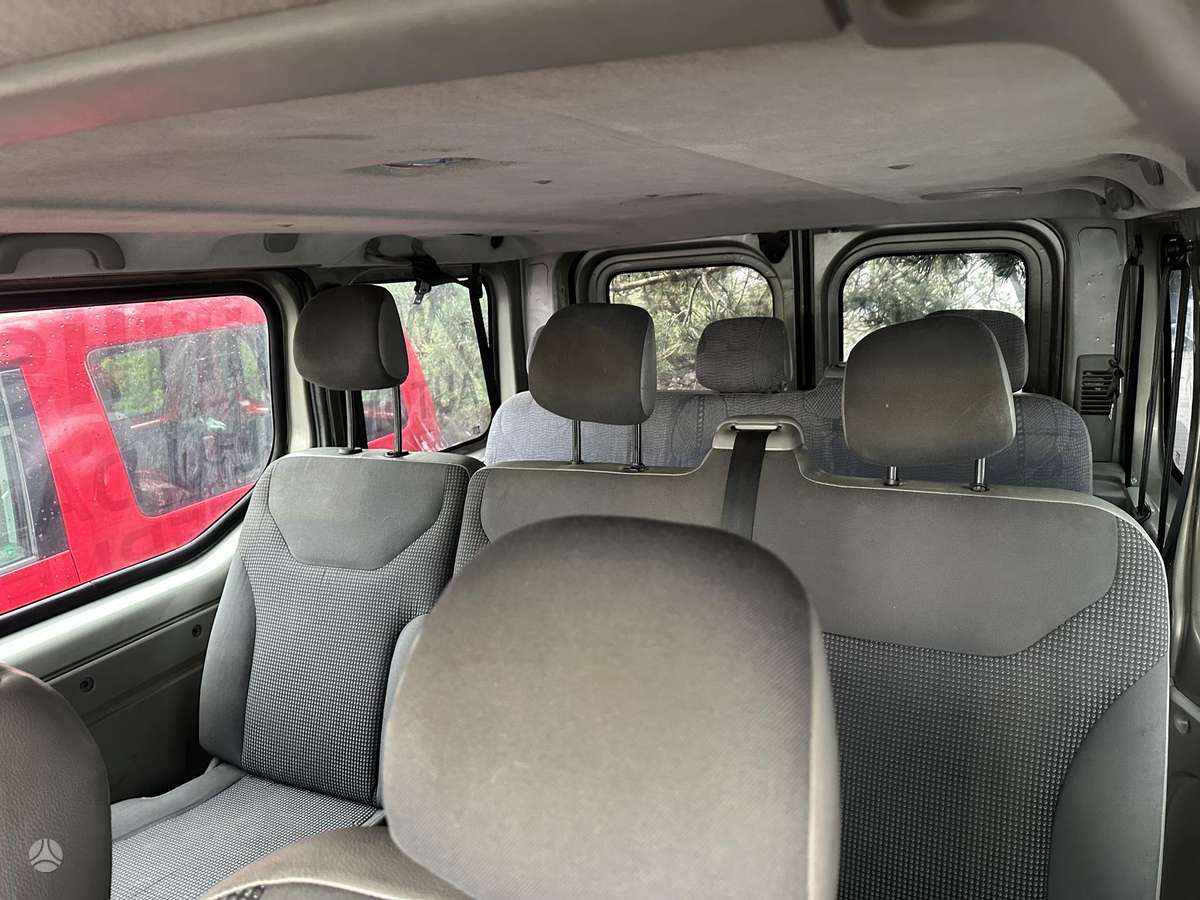 Opel Vivaro 2008 — engine 1995 cm³, 90 HP (66kW)