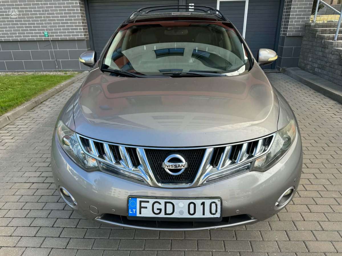 Nissan Murano 2009 — rear view