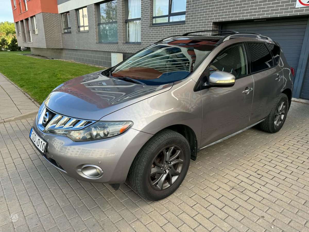 Nissan Murano 2009 — interior