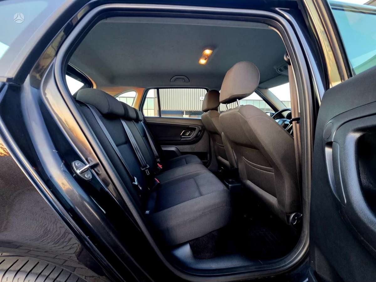 Skoda Fabia 2011 — photo 14