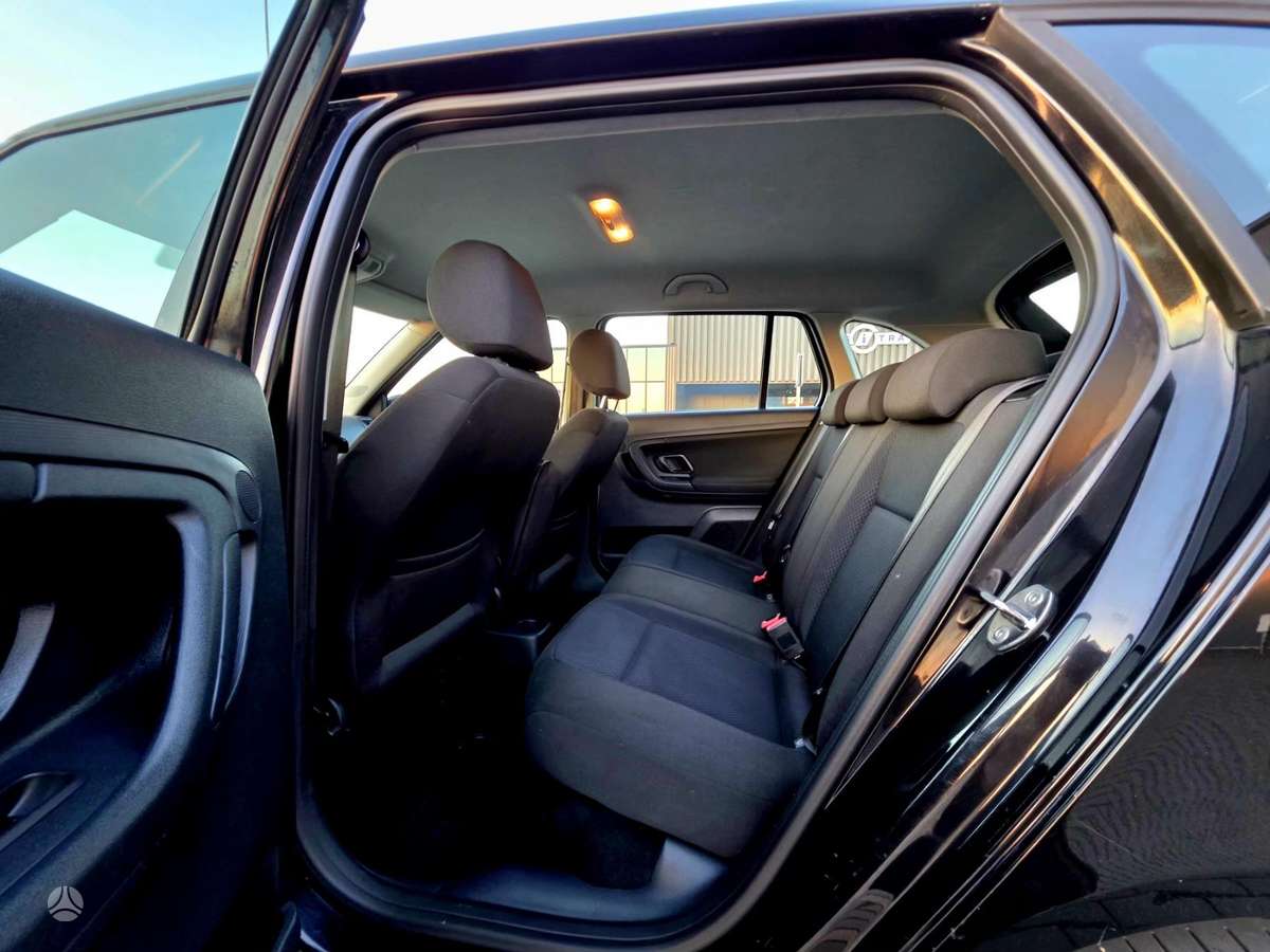Skoda Fabia 2011 — photo 15