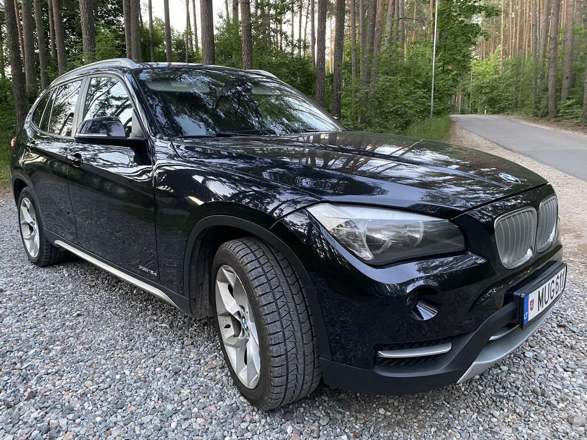BMW X1 2013 — rear view
