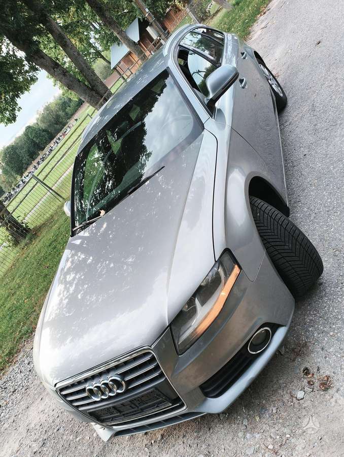 Audi A4 2009 — photo 12
