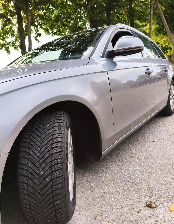 Audi A4 2009 — photo 5