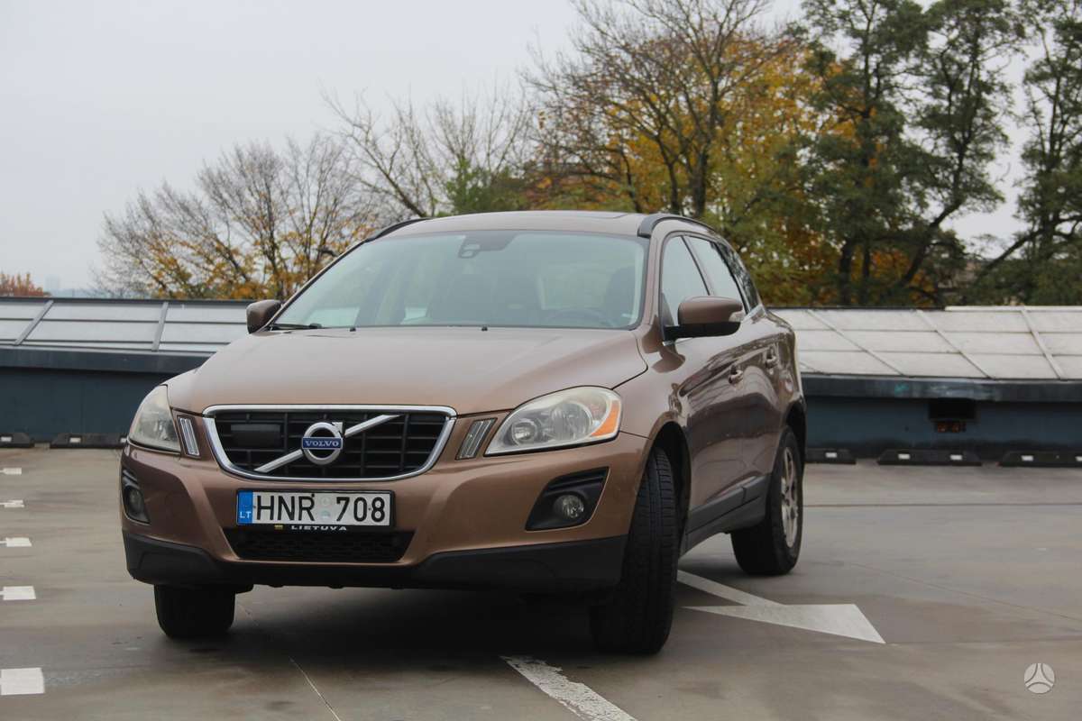 Volvo XC60 2009 — вигляд ззаду
