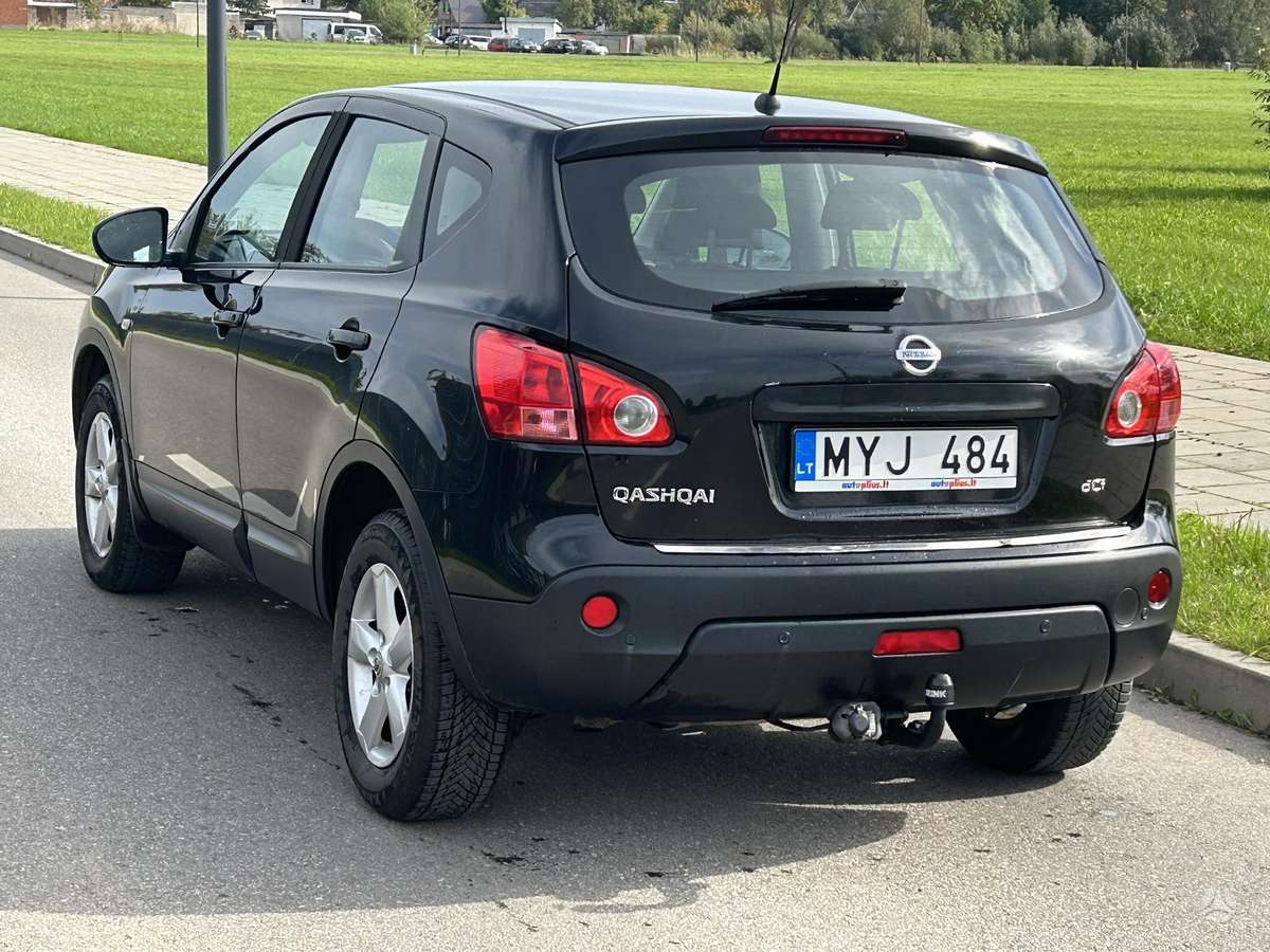 Nissan Qashqai 2008 — салон