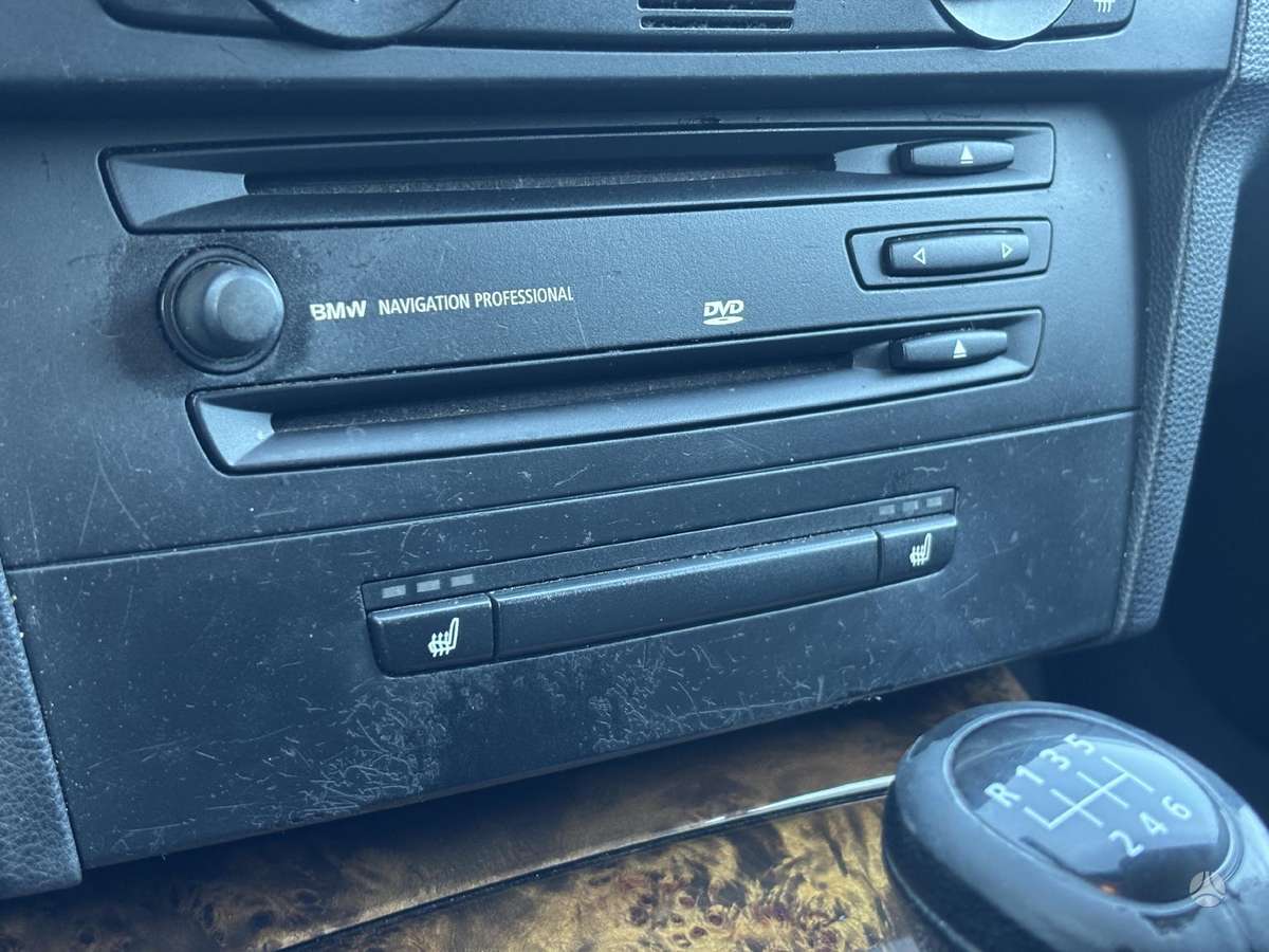 BMW 320 2005 — photo 11
